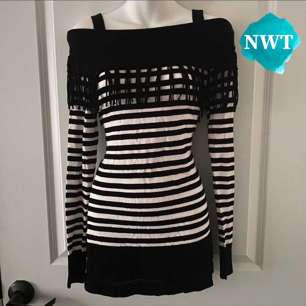 ☀️ Super Cute WHBM Lightweight Sweater Fringe